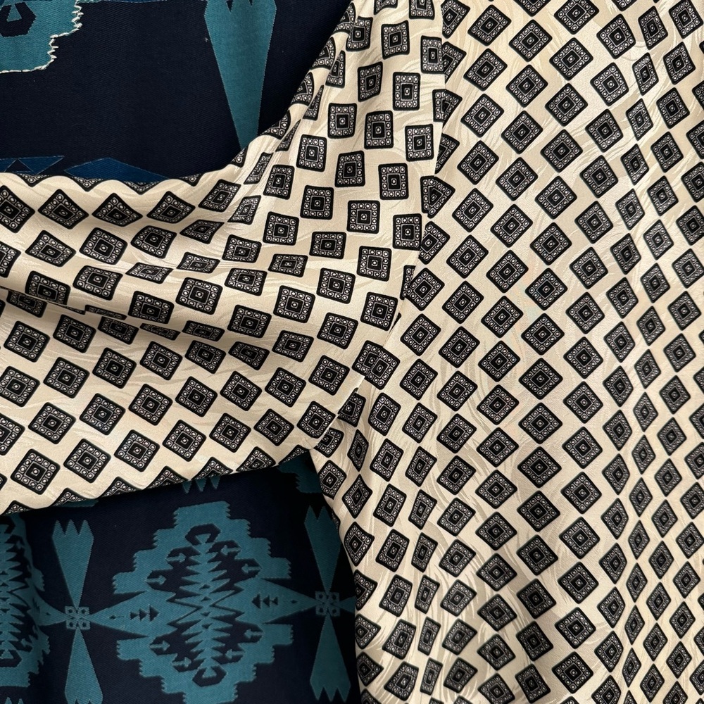 VALERIE STEVENS Vintage Black & Cream Geometric Silk Kimono-Style Blouse - Picture 3 of 13